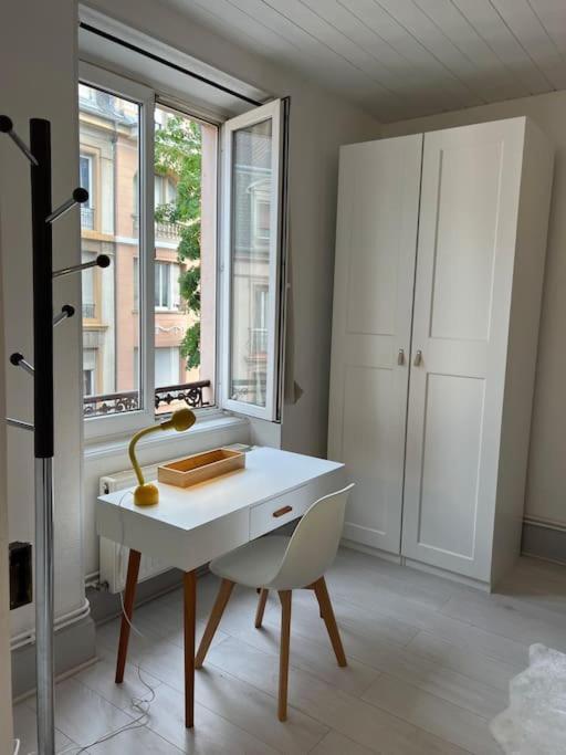 Lumiere Secrete Centre Parking Tram Apartment *